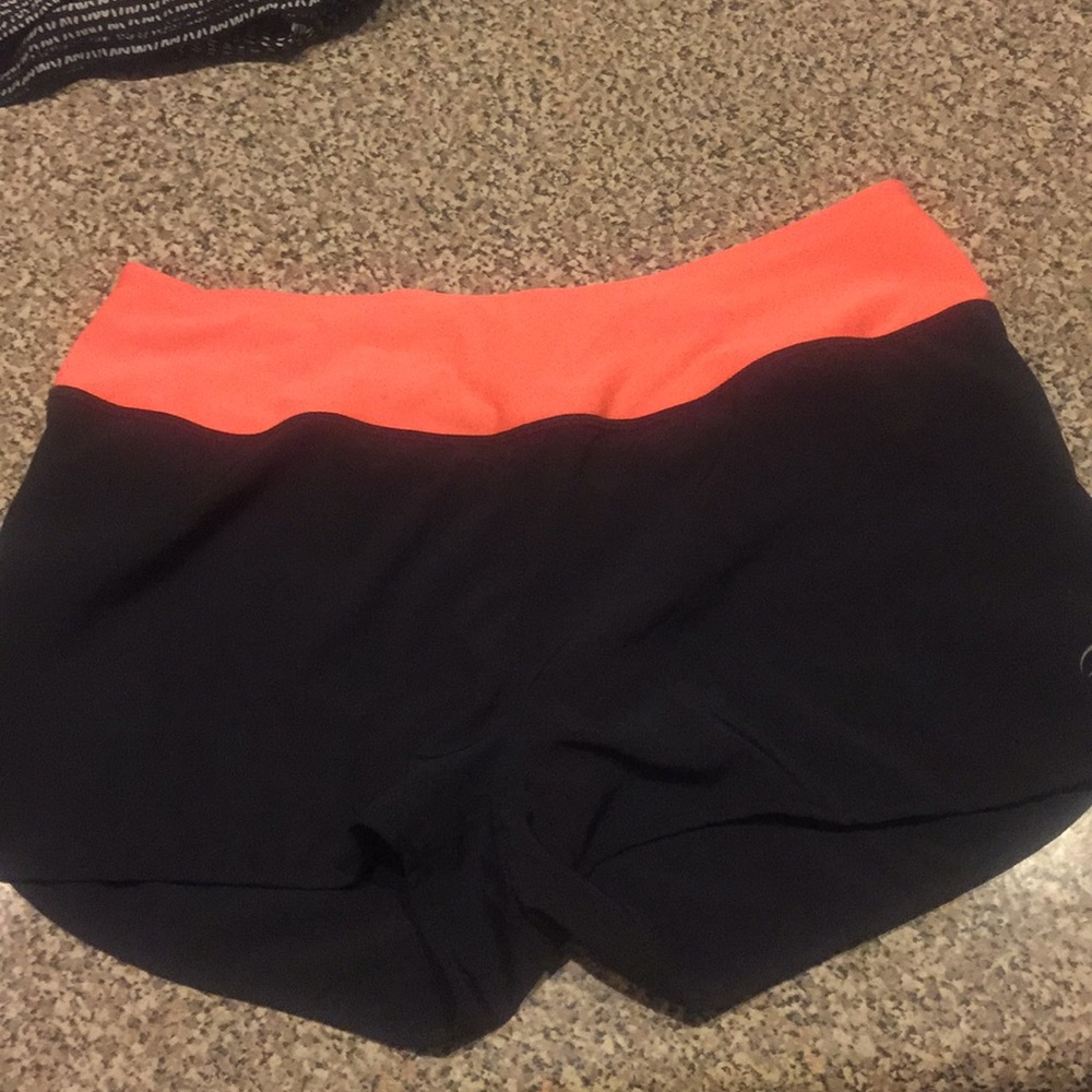 Running shorts